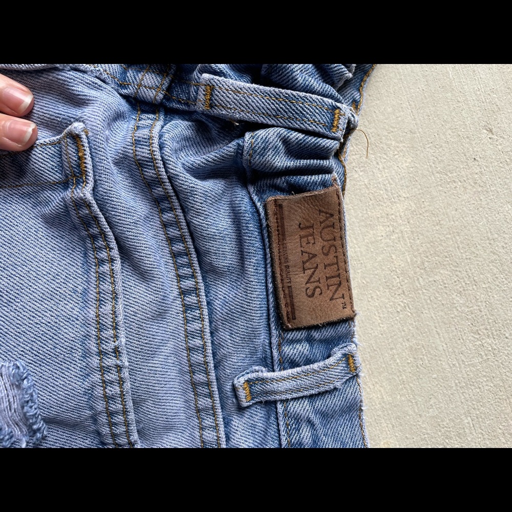 Jeans - Picture 6 of 7